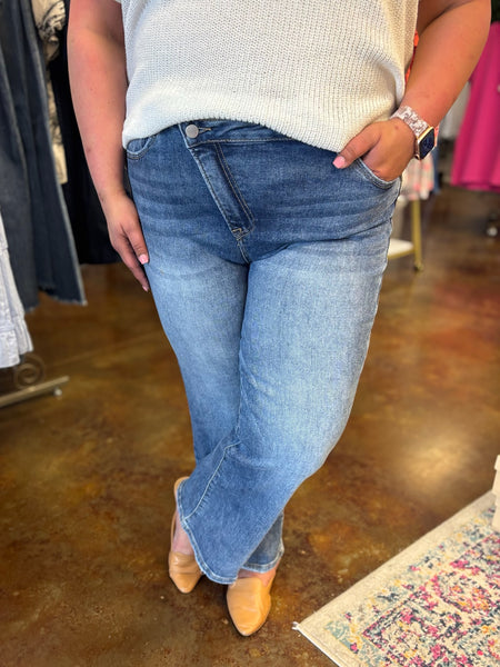 Chloe Crossover Waist Straight Leg Jean - Risen (Plus)