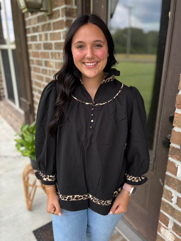 Chic Contrast Textured Top