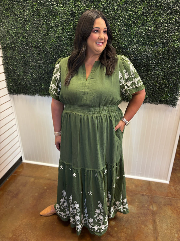 Farmhouse Charm Maxi Dress - Plus
