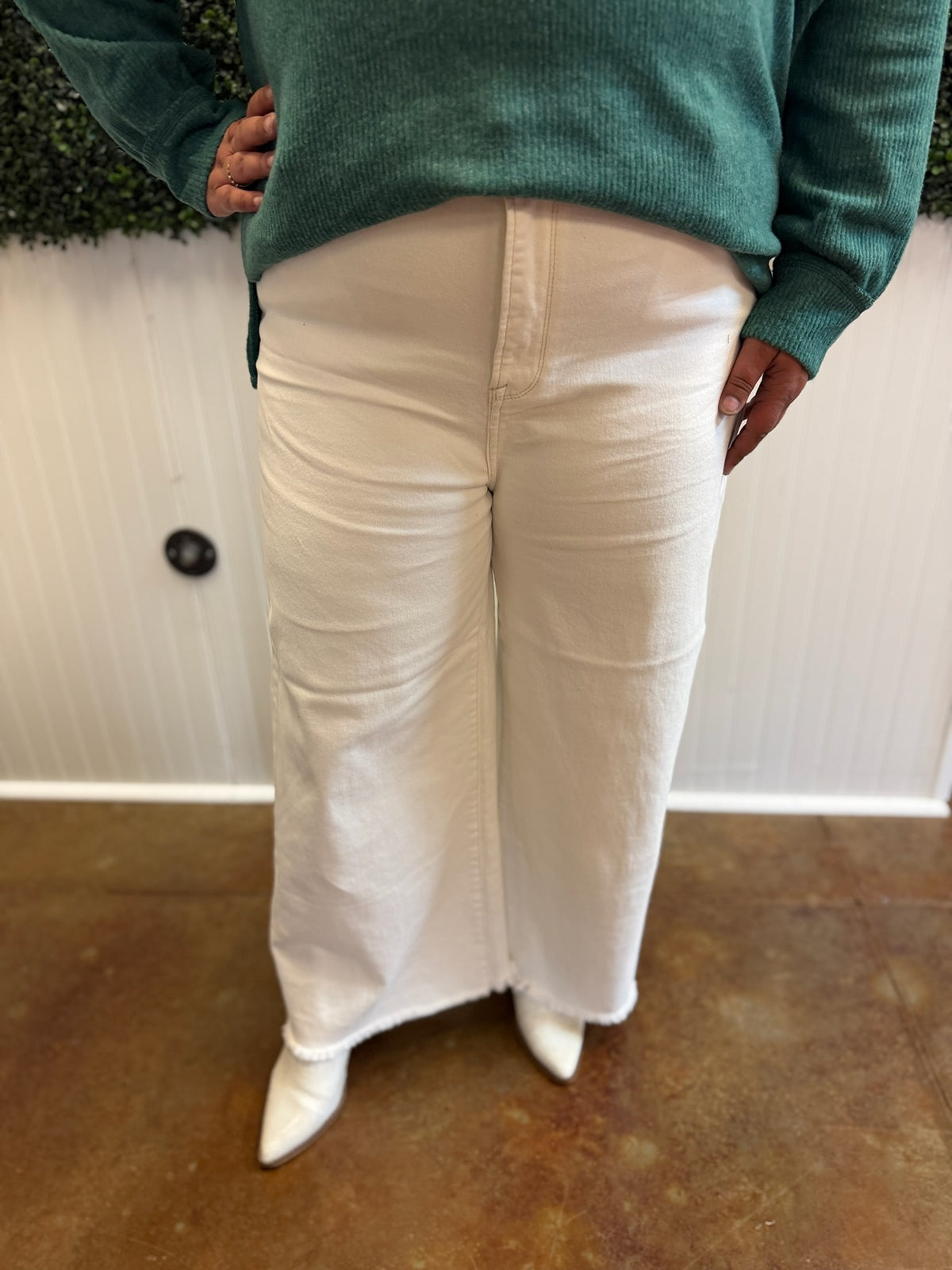 Cream Crop Wide Leg Denim - Risen (Plus)