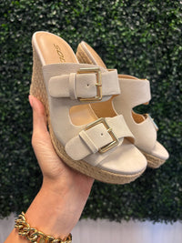 Nakia Wedge