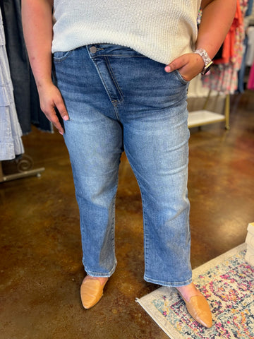 Chloe Crossover Waist Straight Leg Jean - Risen (Plus)