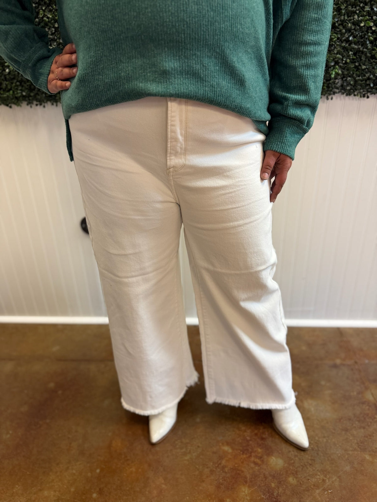 Cream Crop Wide Leg Denim - Risen (Plus)