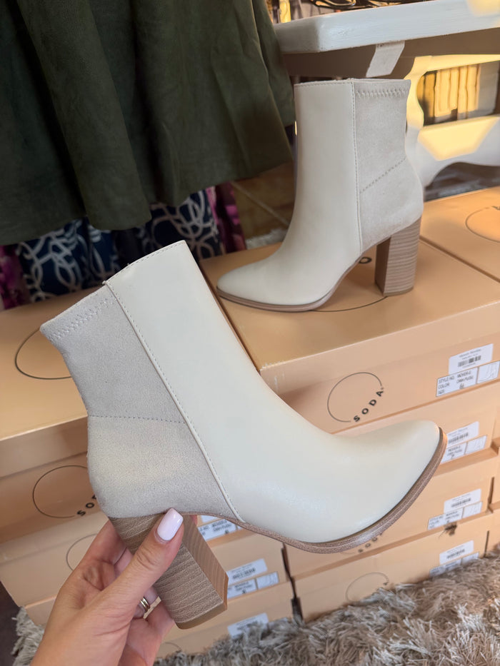 Mover Bootie