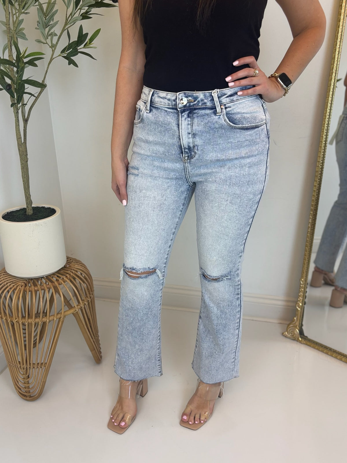 Ana Acid Wash Ankle Straight Jean - Risen