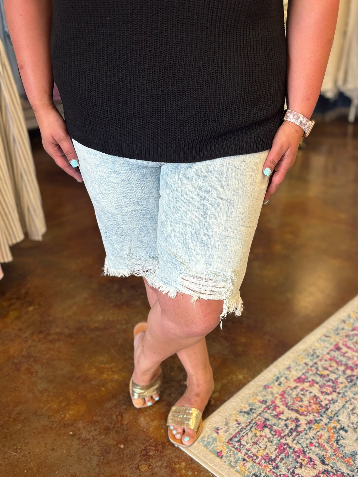 Amelia Acid Wash Bermuda Short - Risen (Plus)