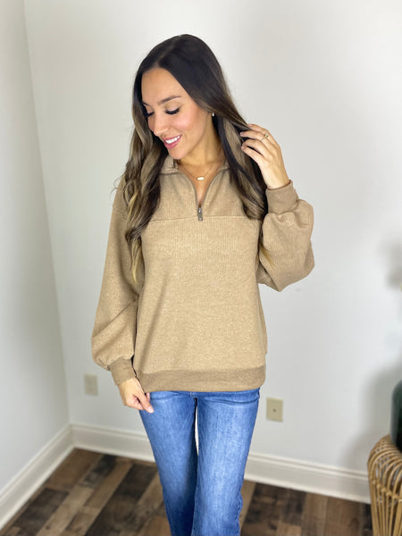 Carmyn Pullover