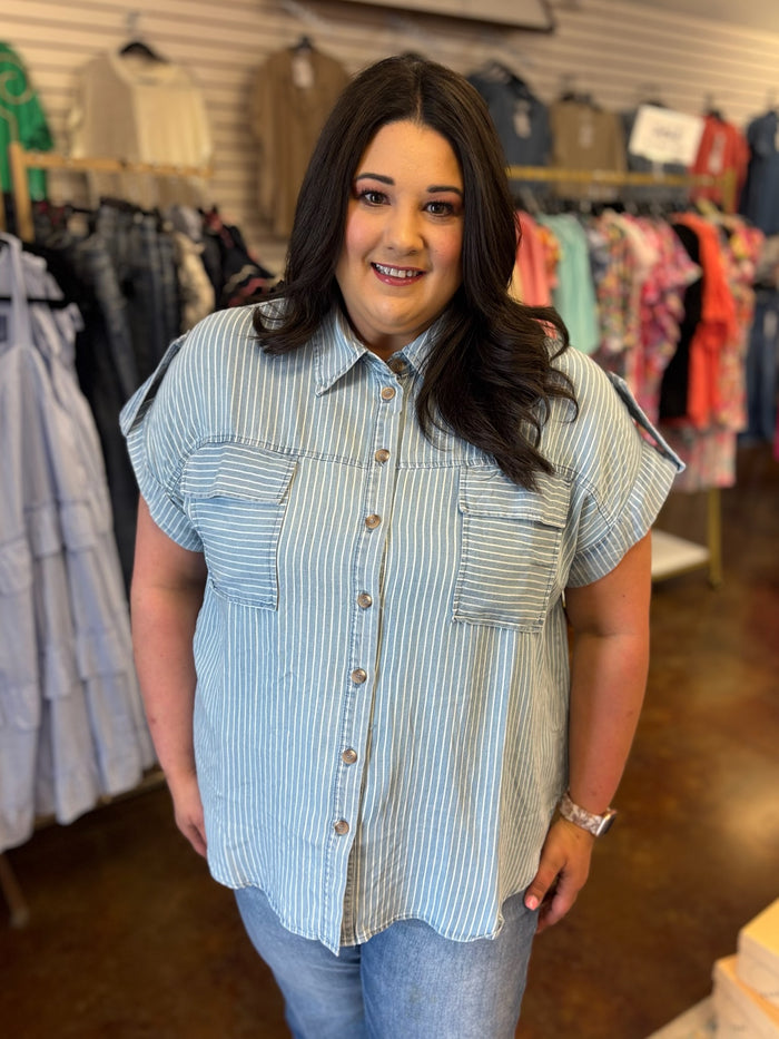 City Stroll Chambray Top - Plus