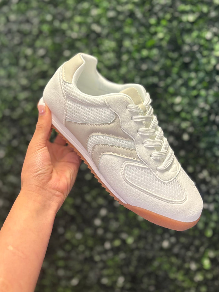 Mina Sneaker