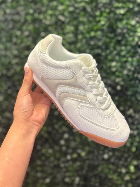 Mina Sneaker
