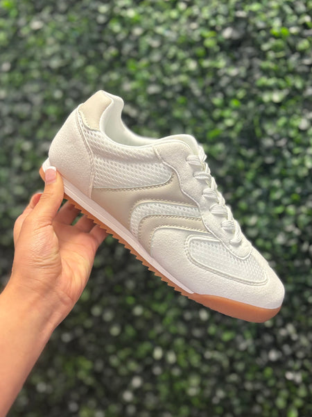 Mina Sneaker
