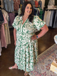 Botanical Babe Midi Dress - Plus