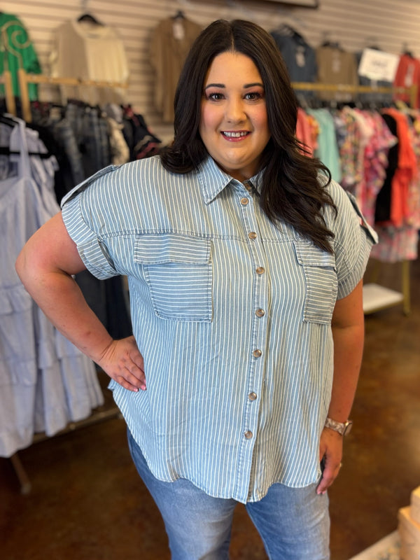 City Stroll Chambray Top - Plus