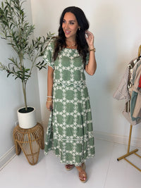 August Afternoons Embroidered Set