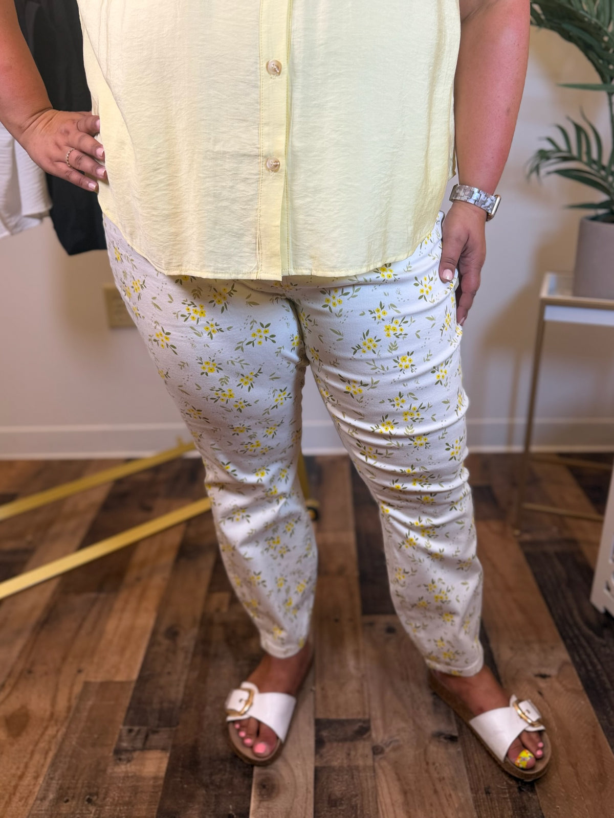 Poppy Floral Print Skinny Jean - Judy Blue (PLUS)