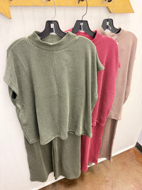 Refined Routine Ribbed Set