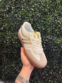 Giana Sneaker