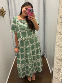 August Afternoons Embroidered Set