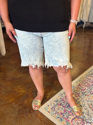 Amelia Acid Wash Bermuda Short - Risen (Plus)