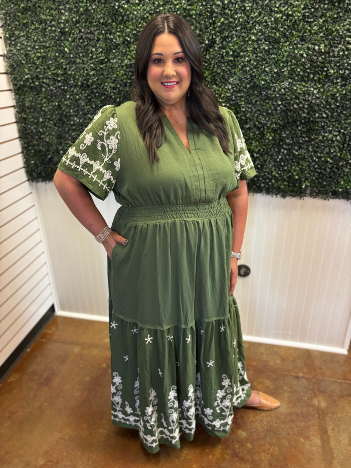 Farmhouse Charm Maxi Dress - Plus