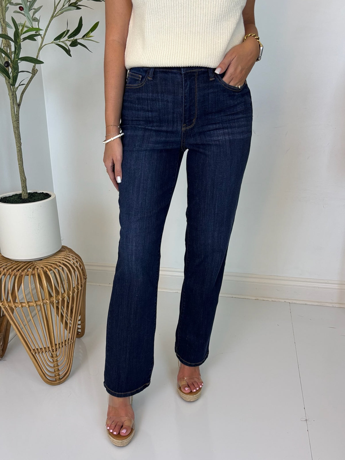 Shiloh Straight Leg Jean - Judy Blue