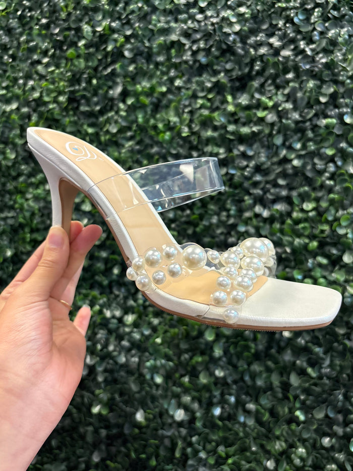 Yolanda Heel
